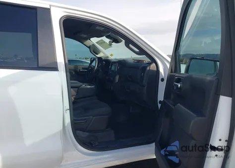 2022 Chevrolet Silverado 1500 2Wd Short Bed Custom z USA, uszkodzony, nr VIN 1GCPABEK2NZ606064